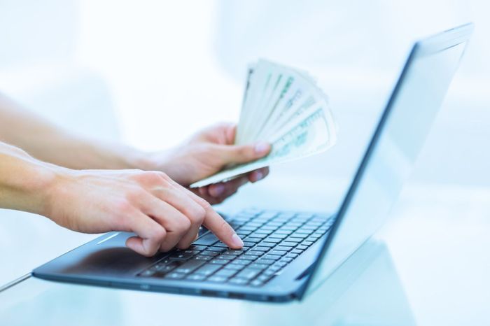 Perlindungan hukum bagi debitur pinjaman online yang mengalami pelecehan